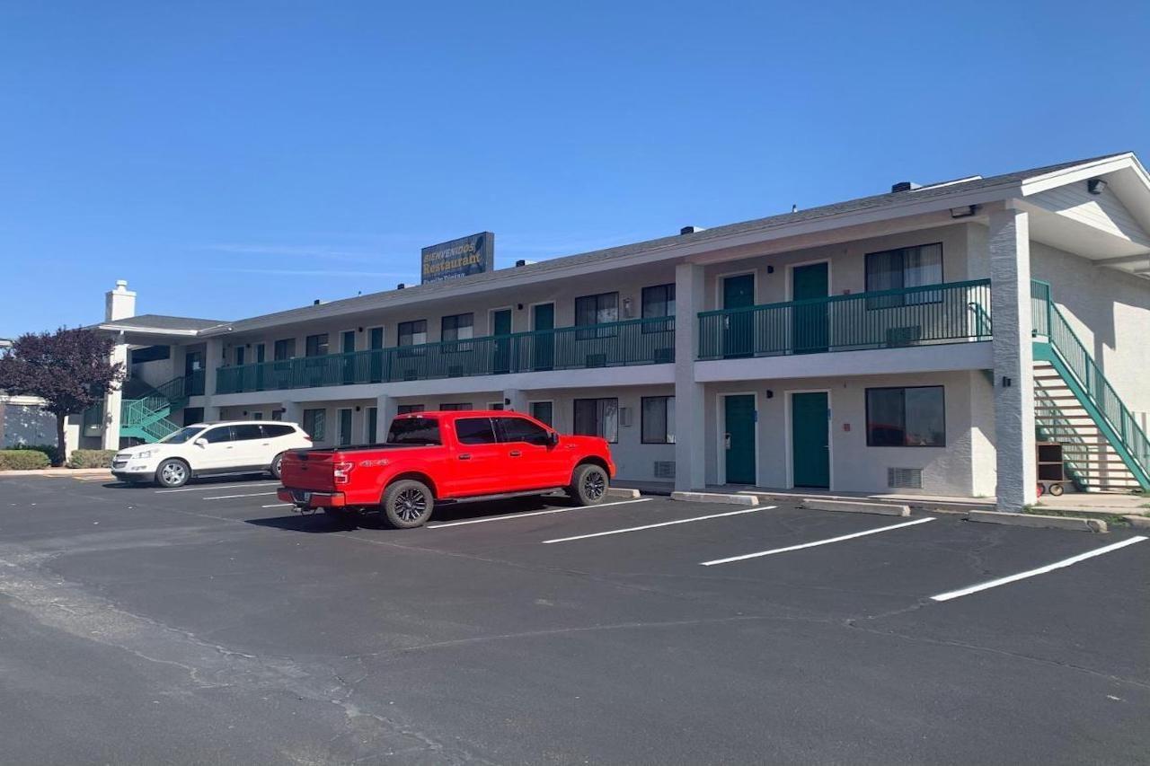 Greentree Inn Of Holbrook, Az Ngoại thất bức ảnh